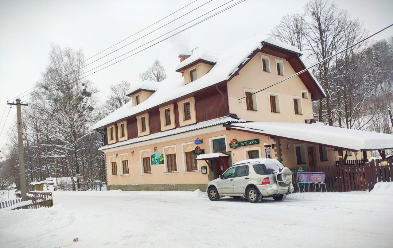 Hotel Saentis Komorní Lhotka Buitenkant foto