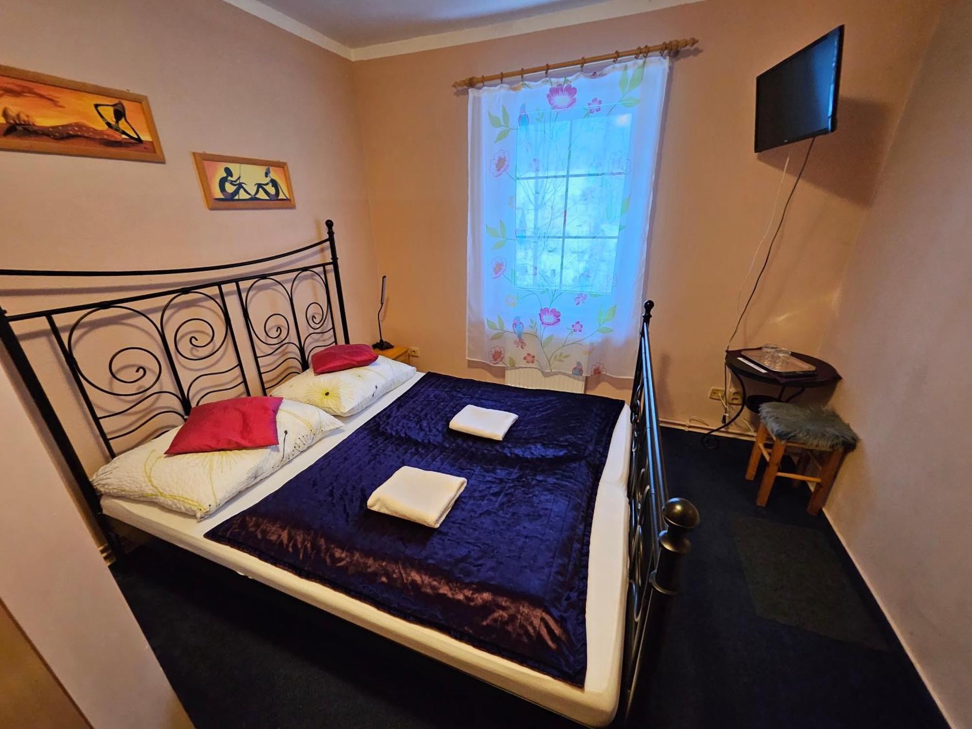 Hotel Saentis Komorní Lhotka Buitenkant foto