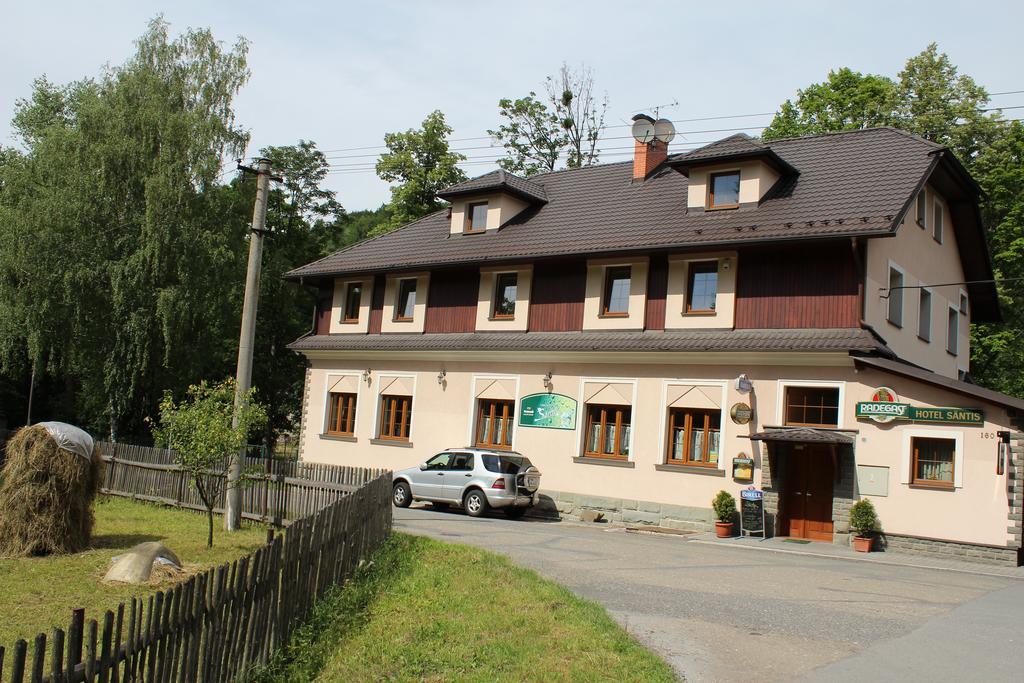 Hotel Saentis Komorní Lhotka Buitenkant foto
